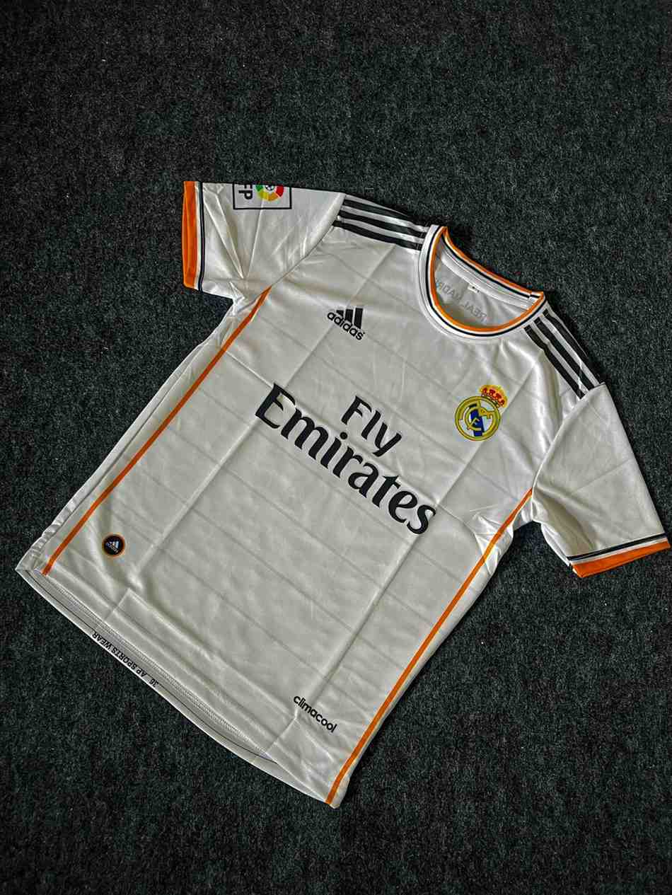 Sergio Ramos Real Madrid 2013-14 Home Kit , Round Neck & Half Sleeve