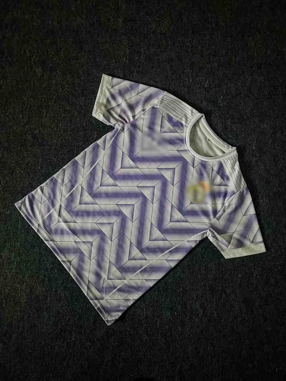 Real Madrid 2025 Lfstlr ( Lifestyler) Kit, Round Neck And Half-sleeve