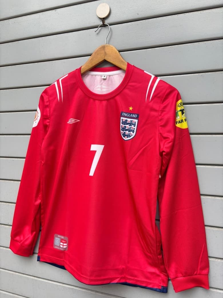 David Beckham England 2004-05 Away Kit, Round Neck & Full Sleeve
