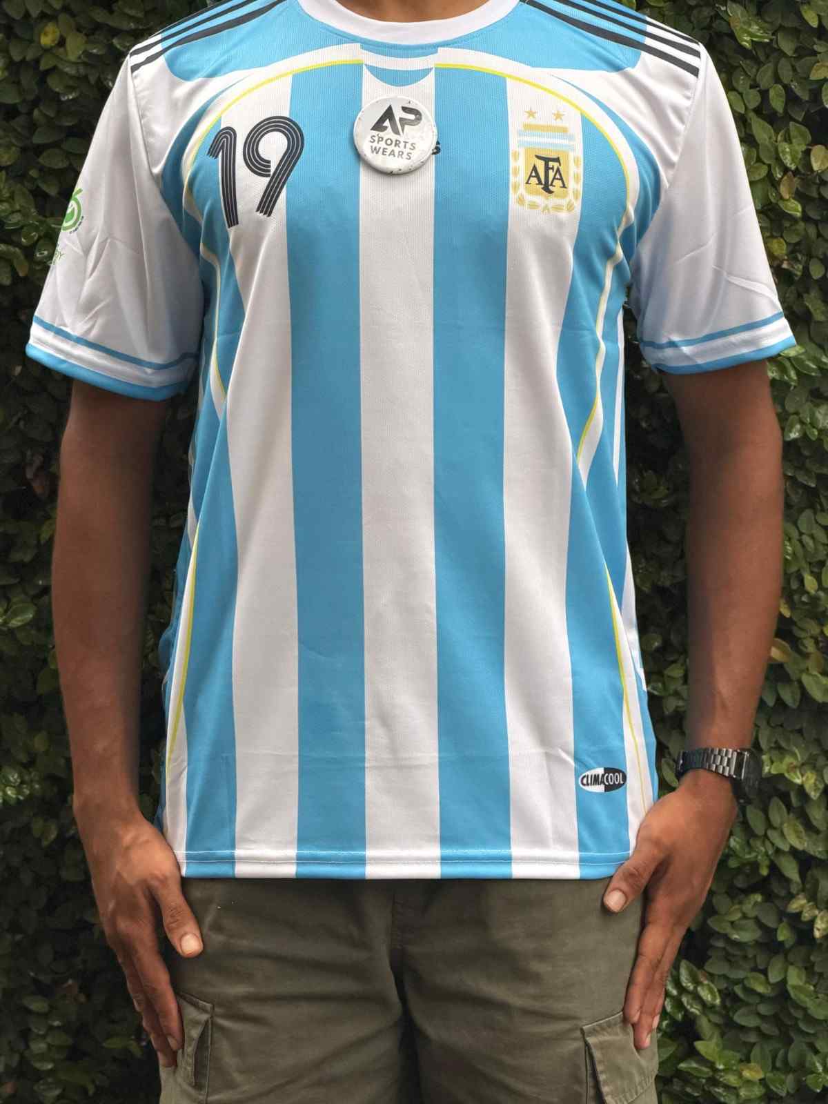 Lionel Messi  Argentina 2006 Home Kit, Round Neck & Half Sleeve