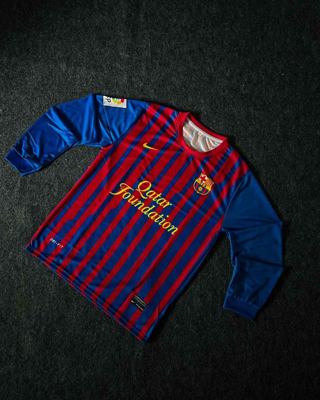 Lionel Messi Fc Barcelona 2011-12 Home Kit. Round Neck & Full Sleeve