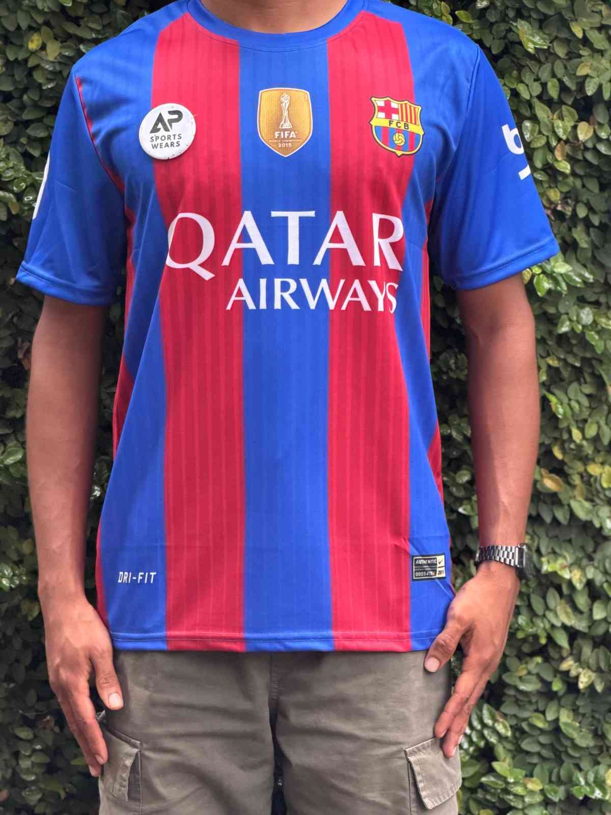 Fc Barelona 2016-17 Lionel Messi Home Kit, Round Neck & Half Sleeve