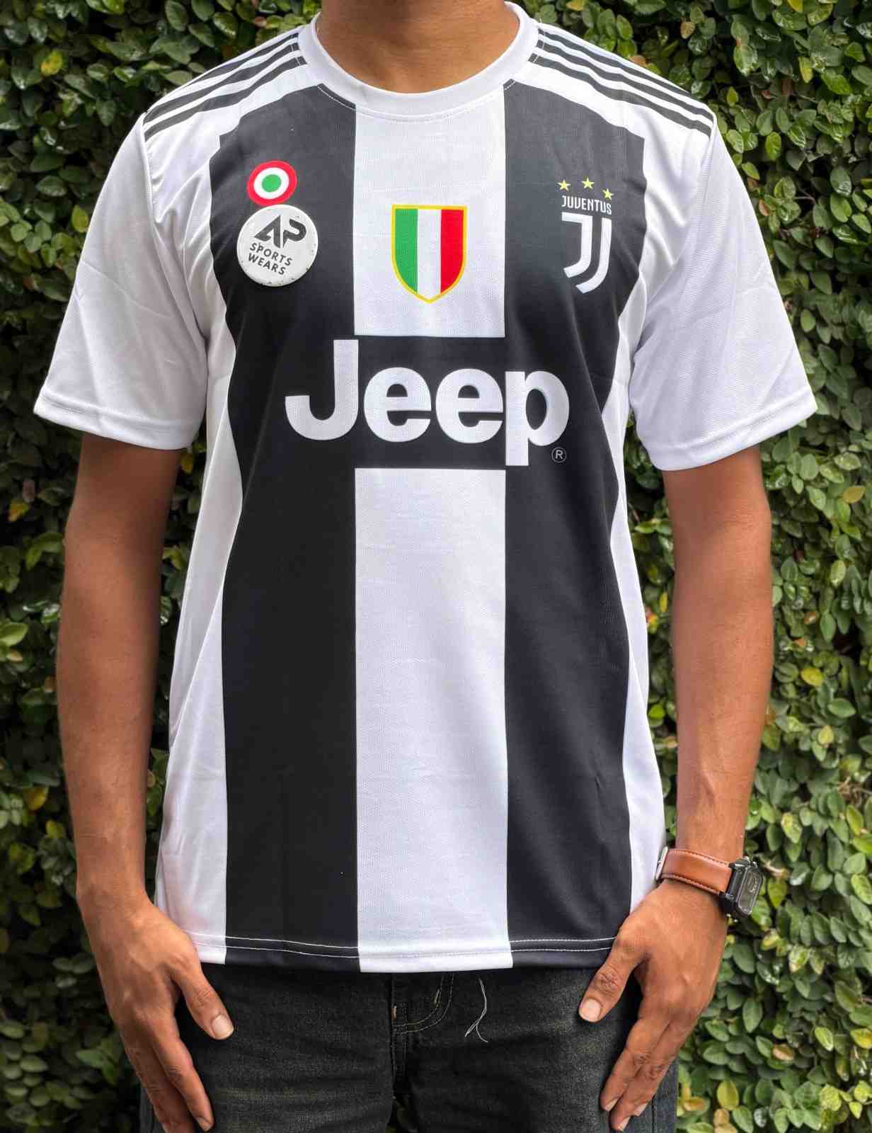 Cristiano Ronaldo, Juventus 2018-19 Home Kit, Round Neck & Half Lseeve