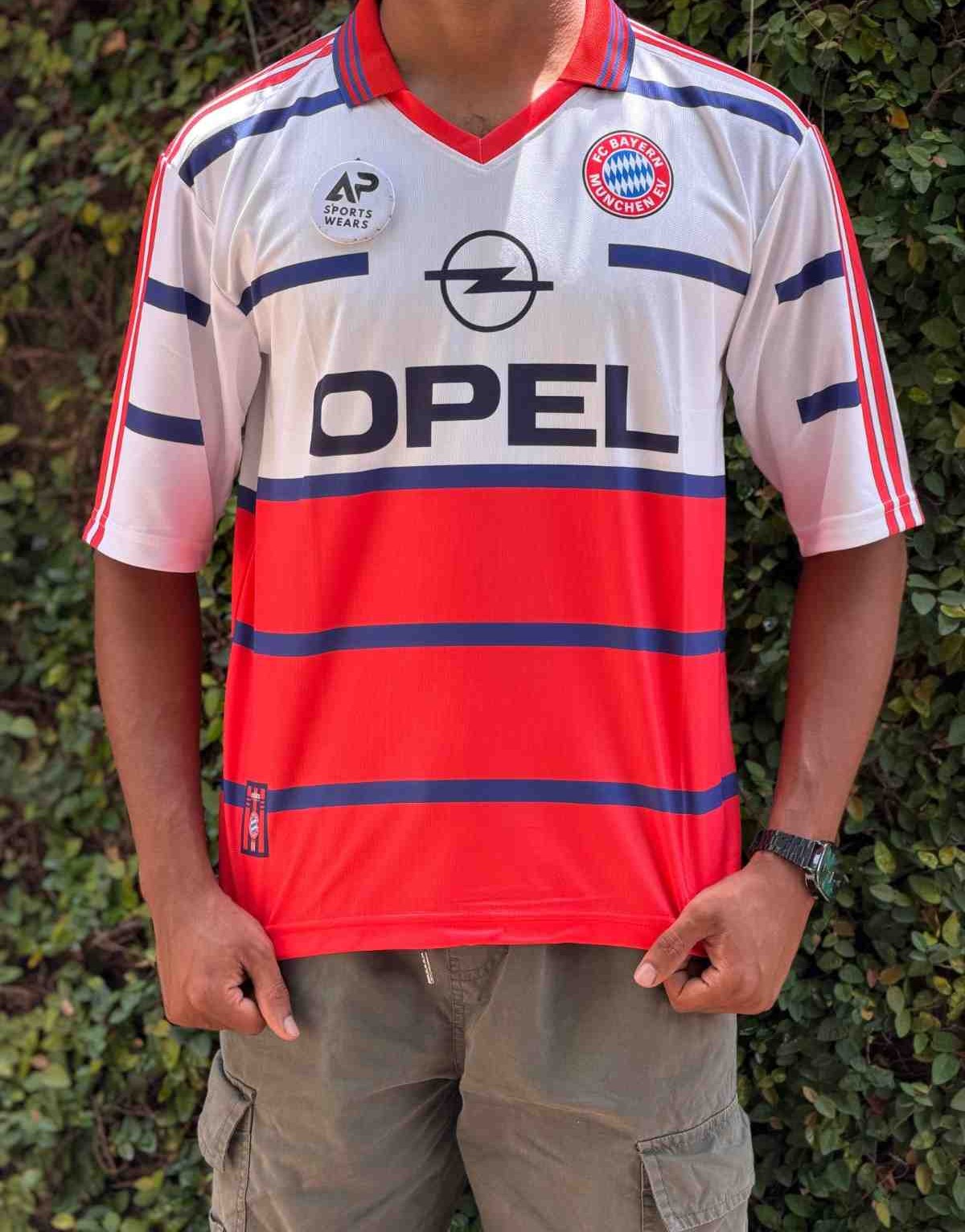 Matthaus Fc Bayern Munich 1998-2000 Homr  Kit, Premium Collar & Five Sleeve