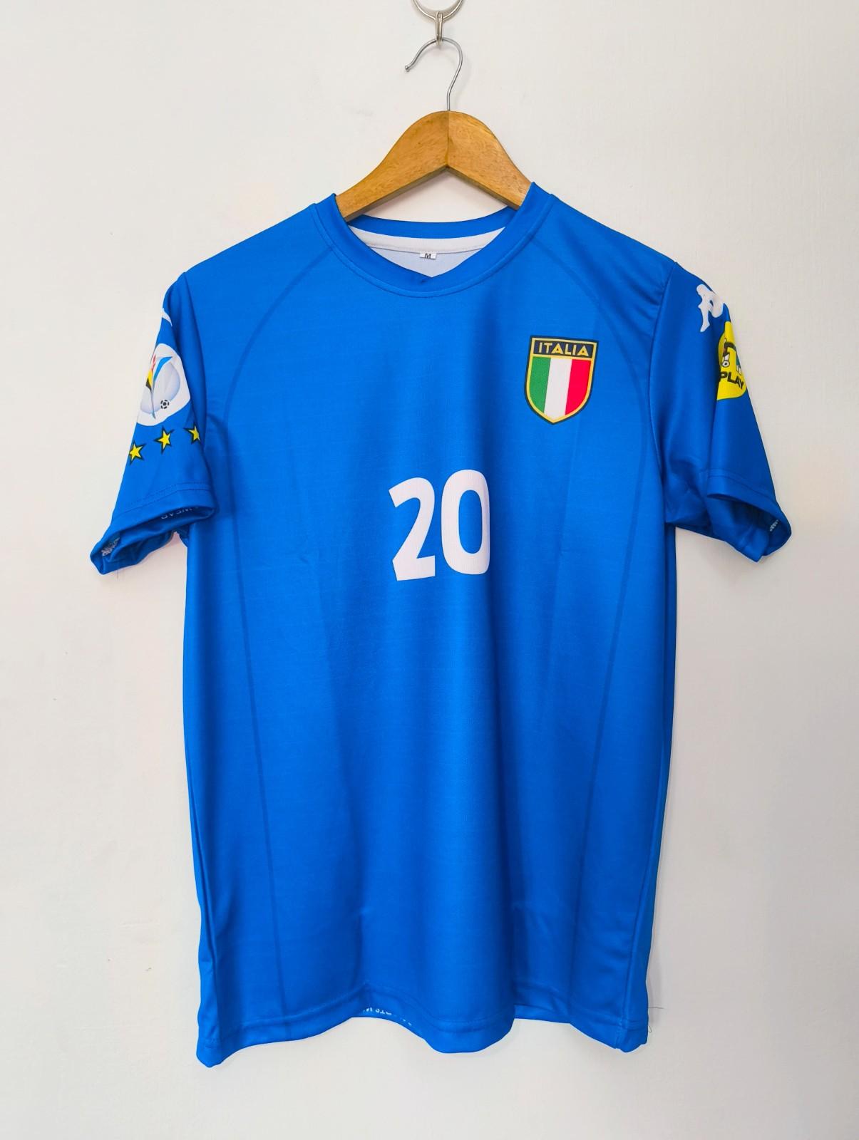 Totti Italy Home Kit From 2000,half Sleeve Jersey (AP Sports Wear)