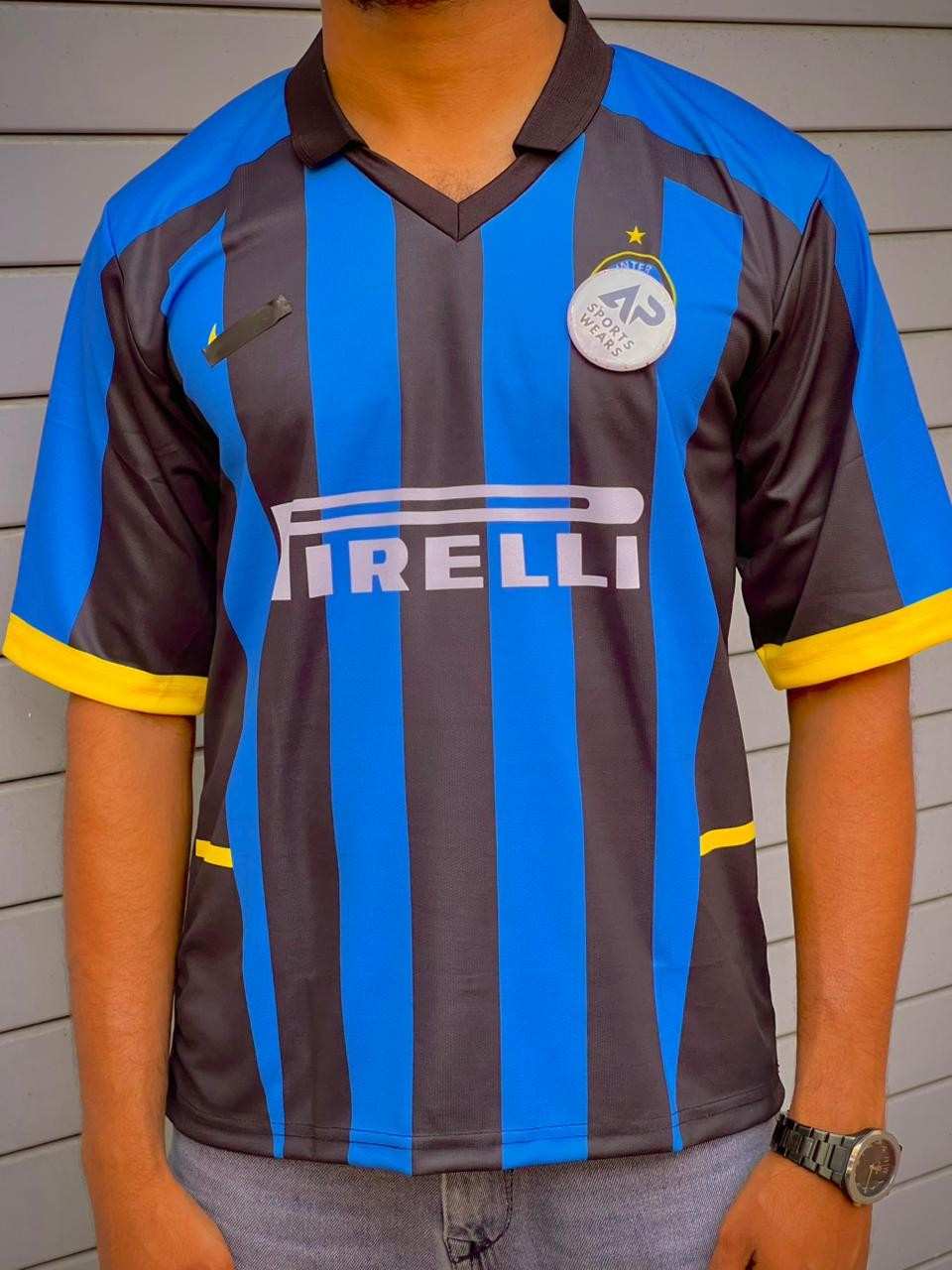 Batistuta Inter Milan 2002-03 Home Kit, Collar & Five Sleeve (AP Sports Wear)