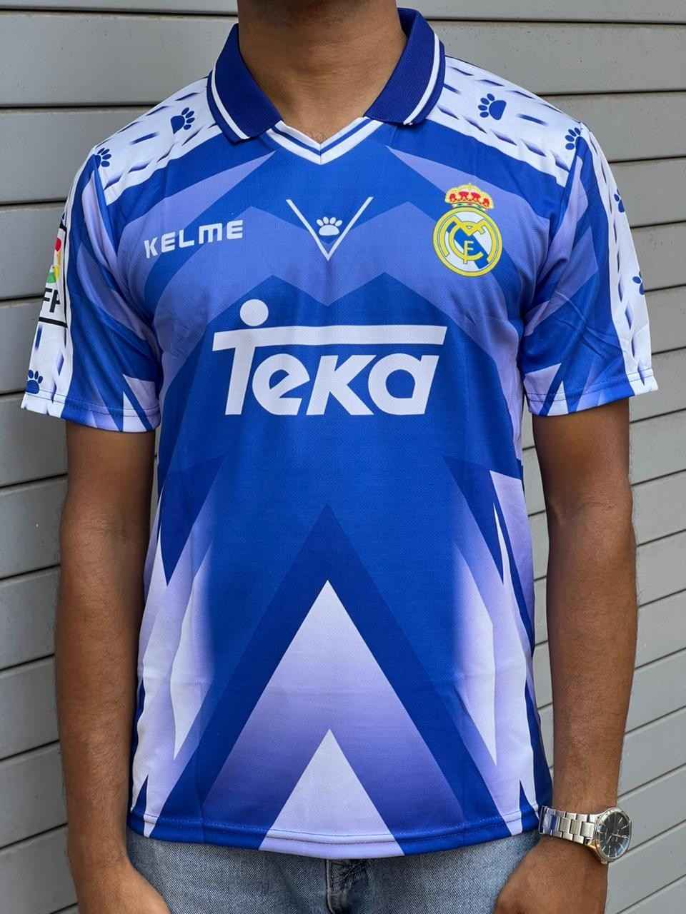 Roberto Carlos Real Madrid Retro Jersey (AP Sports Wear)